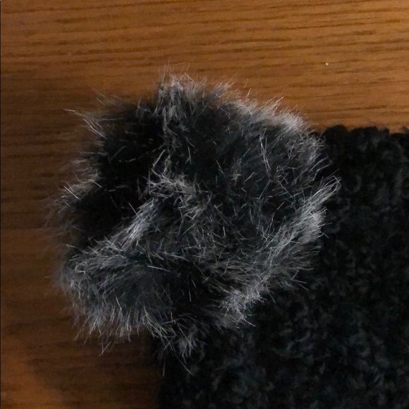 Brand New Handcrafted Black Soft Knitted Hat - Picture 4 of 4